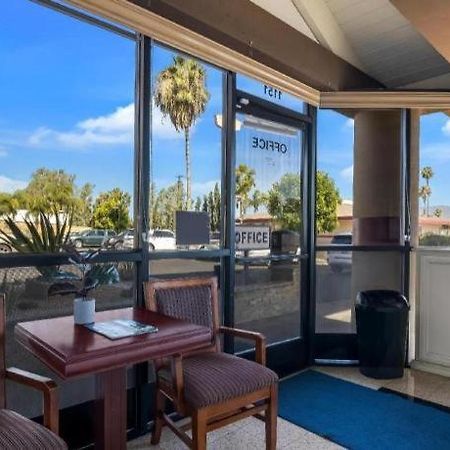 Americas Best Value Inn Redlands San Bernardino Екстер'єр фото