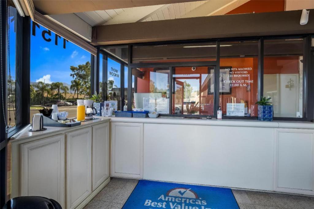 Americas Best Value Inn Redlands San Bernardino Екстер'єр фото