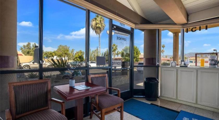 Americas Best Value Inn Redlands San Bernardino Екстер'єр фото